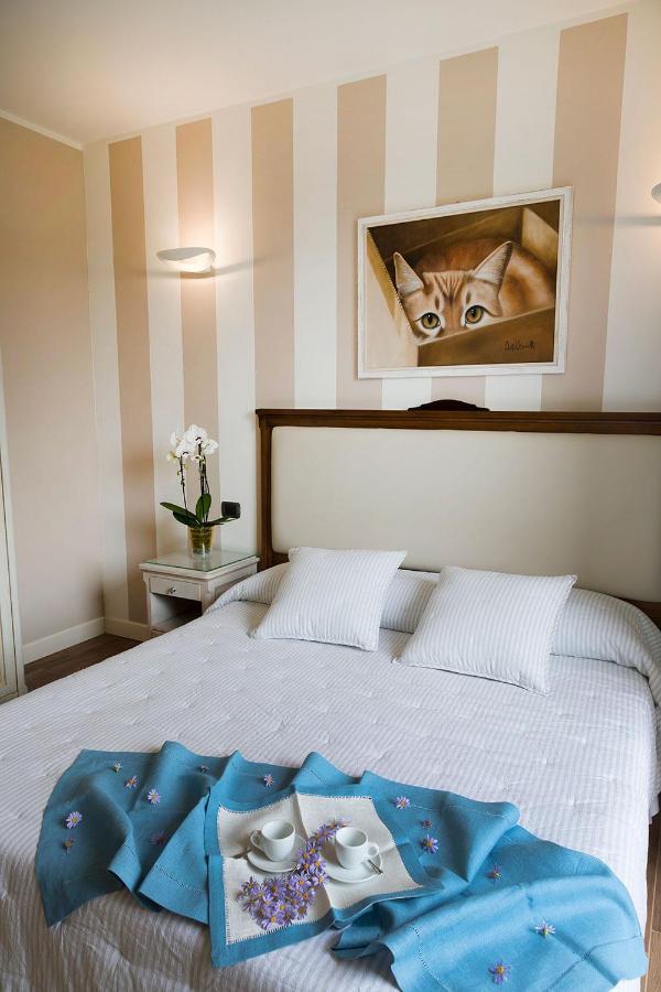 Apartment Ad My *