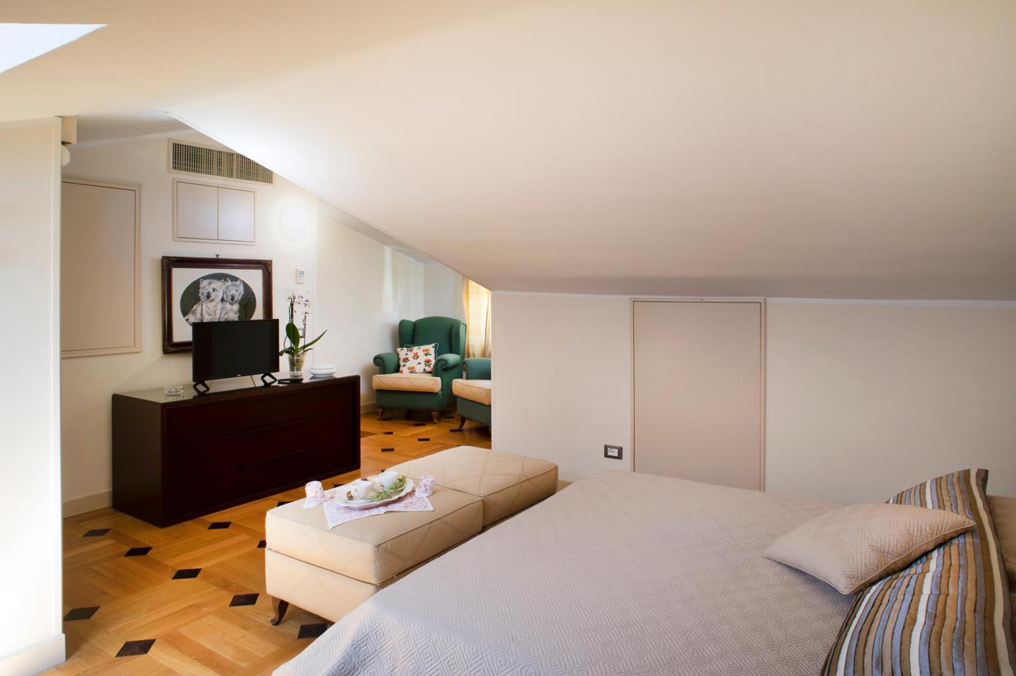 Apartment Ad My *